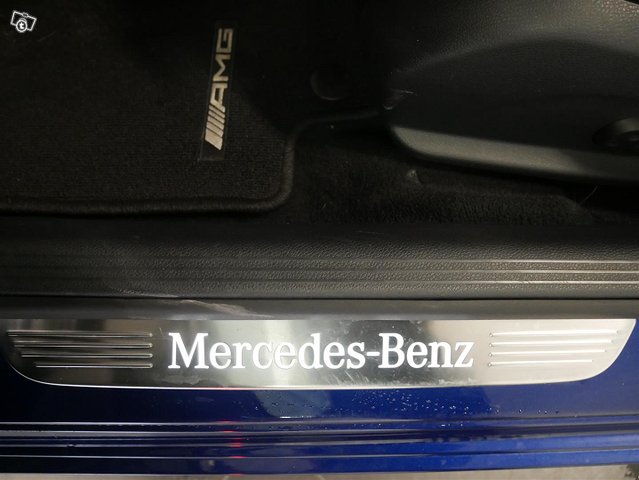 MERCEDES-BENZ C 10