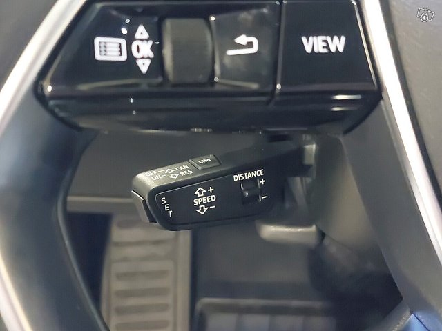 Audi E-tron 20