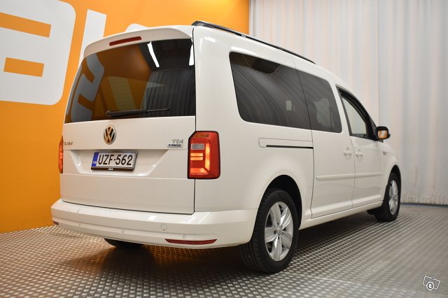 Volkswagen Caddy Maxi 8