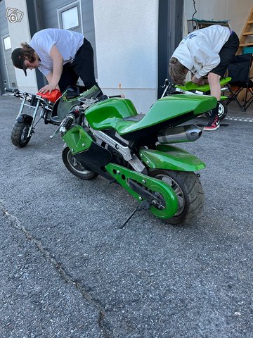 2x minimoto 4