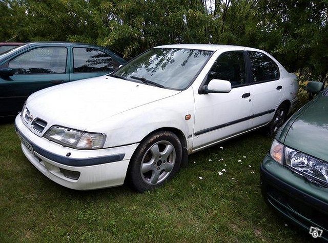 Nissan Primera 1