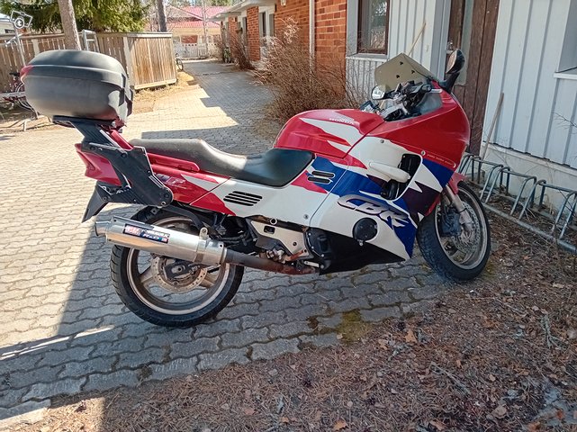 Honda cbr 1