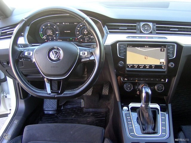 Volkswagen Passat 8