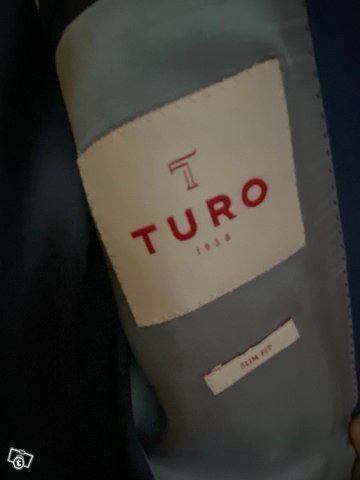 Myydään Turo Tailor puku, kuva 1