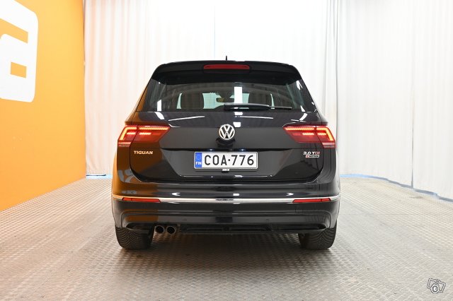 Volkswagen Tiguan 7