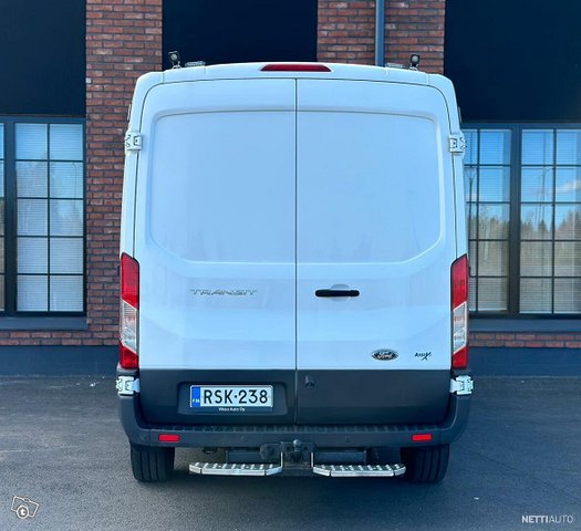 Ford Transit 12