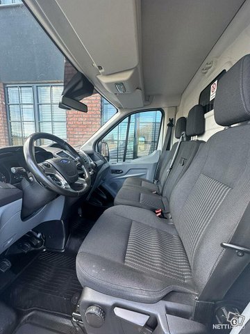 Ford Transit 14