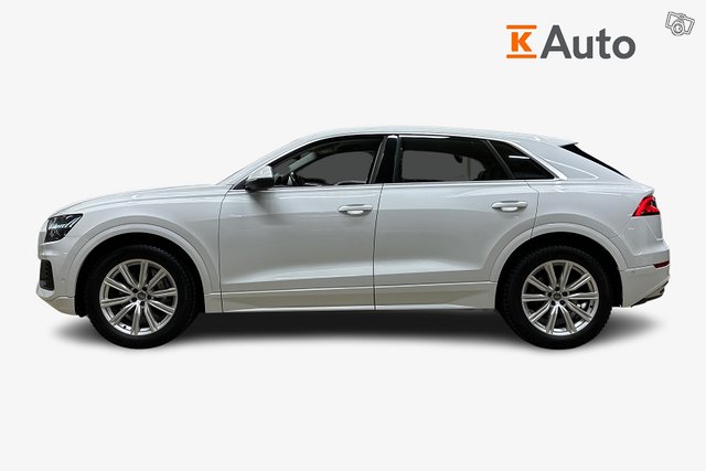 Audi Q8 8