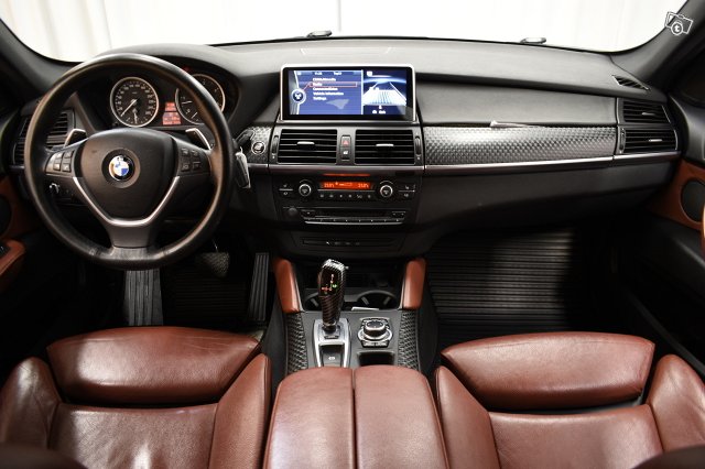 BMW X6 16