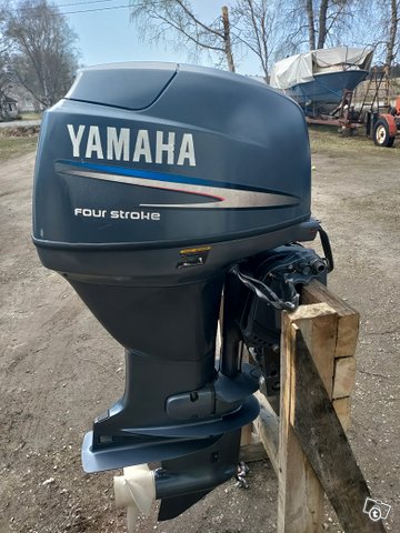 Yamaha F40Bet, kuva 1
