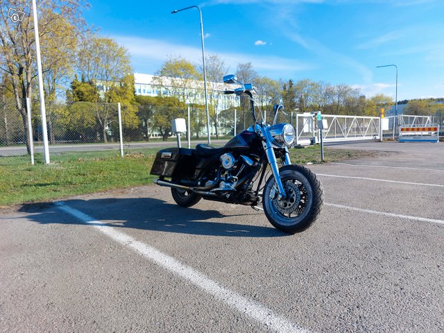 Harley Davidson, Fhlr Road King 3