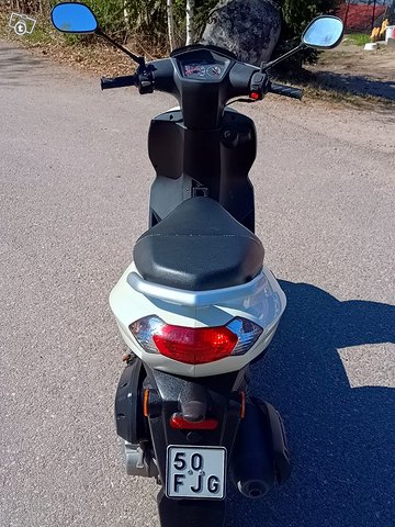 Peugeot Kisbee skootteri vm 2020 5