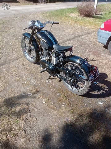 Royal Enfield Clipper 250, museorekisterissä 1