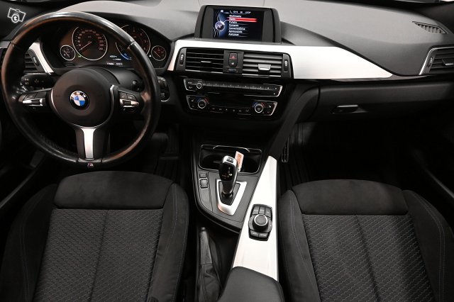 BMW 318 Gran Turismo 14