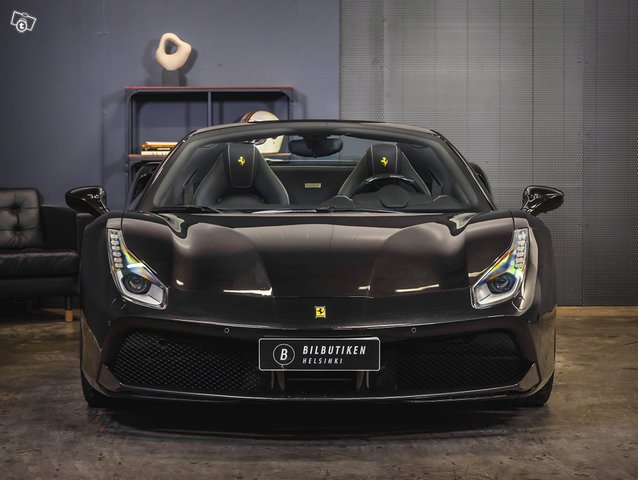 Ferrari 488 2