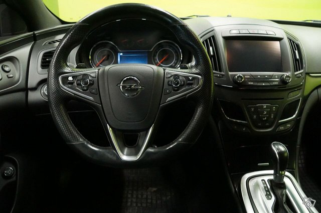 Opel Insignia 14