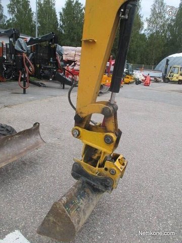 Cat 302.5 C 8