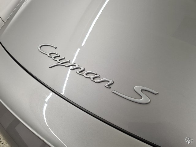 Porsche Cayman 23