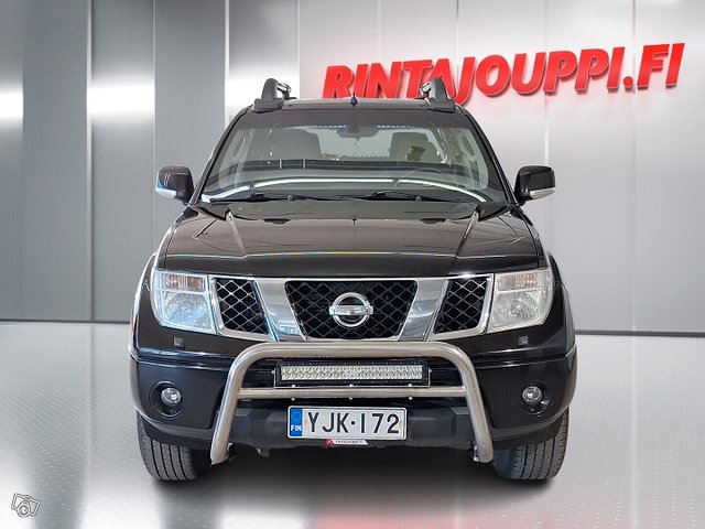 Nissan Navara 3