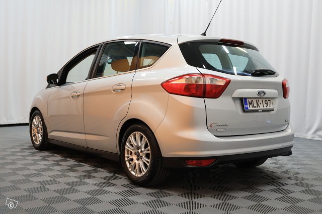 Ford C-Max 5