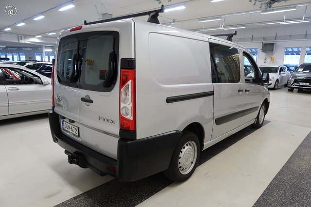 TOYOTA Proace 4