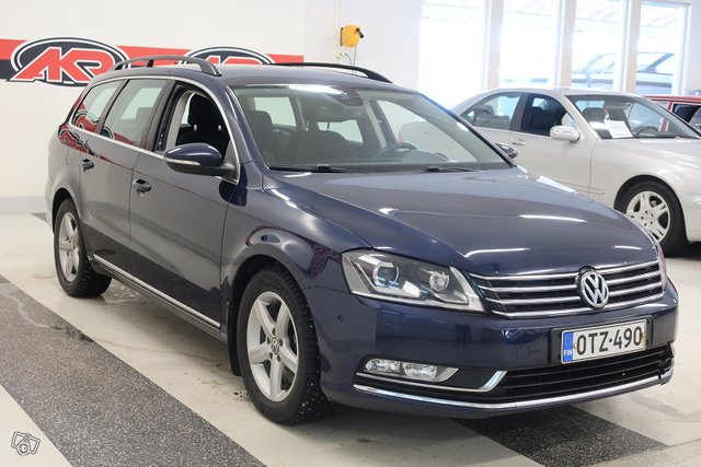 VOLKSWAGEN Passat 3