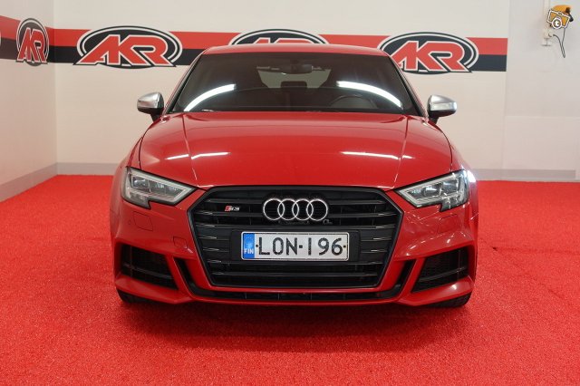 AUDI S3 2