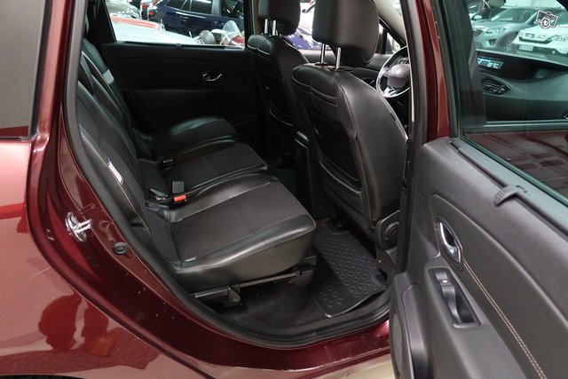 RENAULT Grand Scenic 12