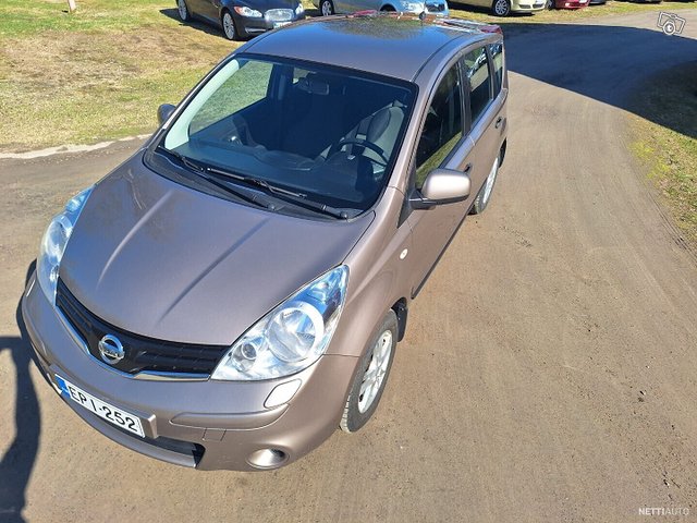 Nissan Note 9