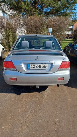 Mitsubishi Lancer 3