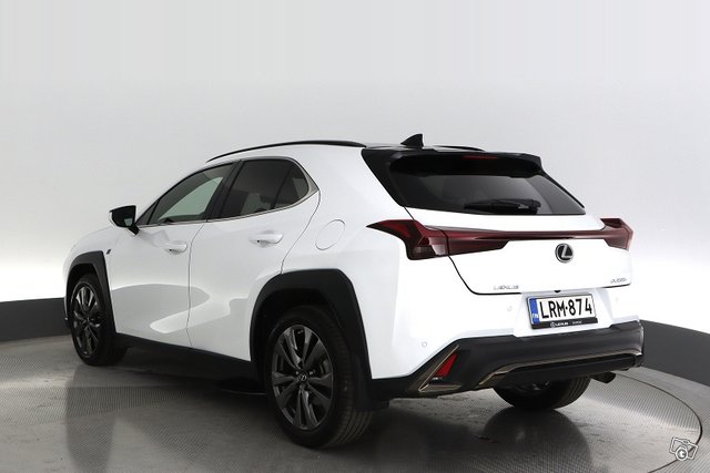 Lexus UX 3