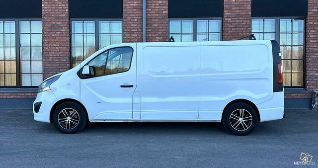 Opel Vivaro 10