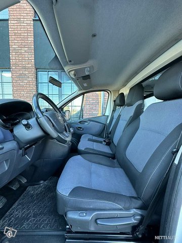 Opel Vivaro 14