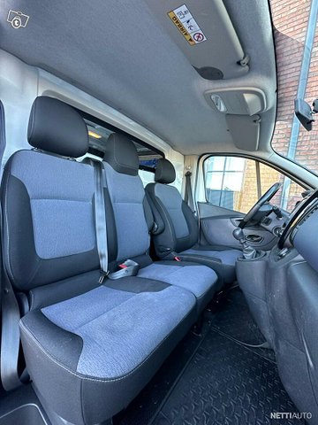 Opel Vivaro 18