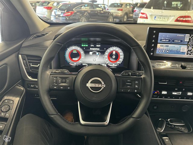 NISSAN Qashqai 11