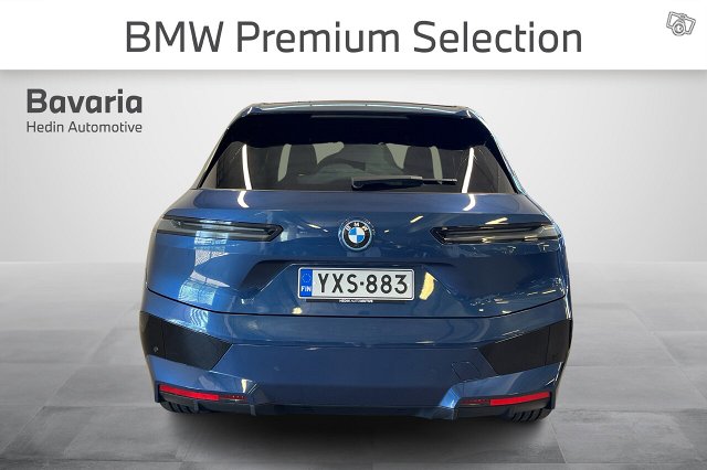 BMW IX 3