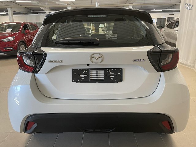 Mazda Mazda2 4
