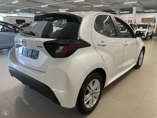 Mazda Mazda2 5