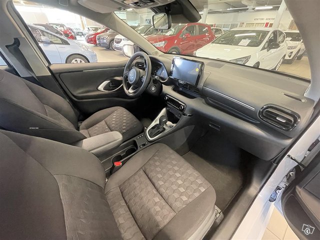 Mazda Mazda2 15