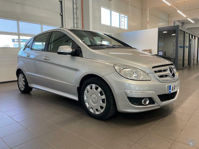 Mercedes-Benz B 7