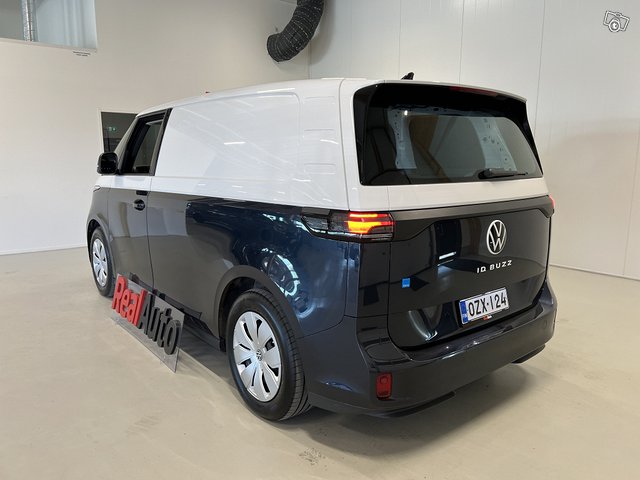 Volkswagen ID. Buzz Cargo 4