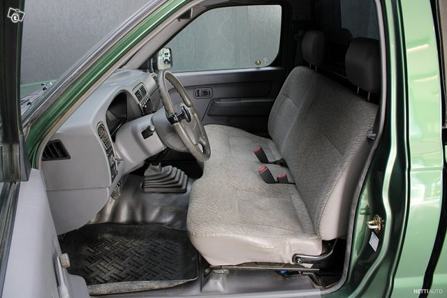 Nissan King Cab 15