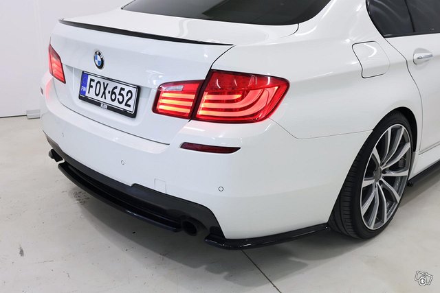BMW 535 24