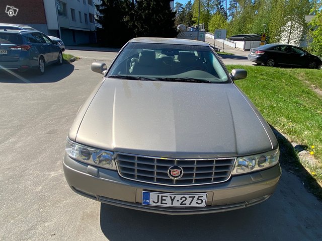 Cadillac Seville 9