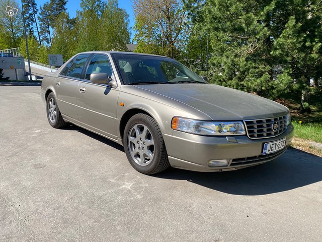 Cadillac Seville 10