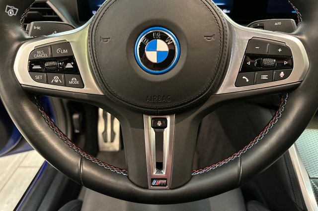 BMW I4 M50 17