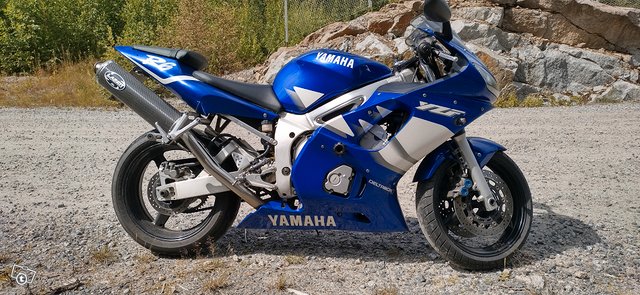 Yamaha YZF R6 2