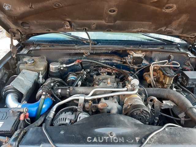 Chevrolet Suburban 14