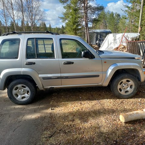 Jeep Cherokee 2