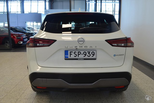 NISSAN Qashqai 4